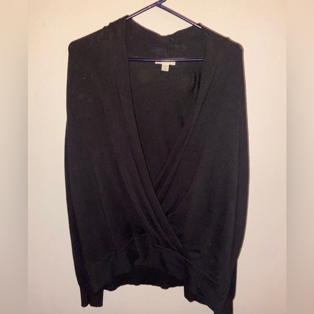 Beautiful Cato Black Wrap Pullover Top 14/16 Wide PTP=28 Inches